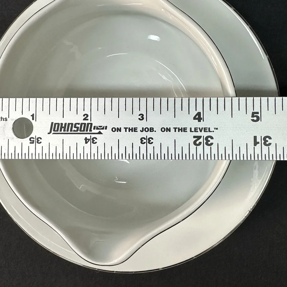 Crown Victoria 'Lovelace' Gravy Boat Attached‎ Plate Double Spouts Platinum Trim